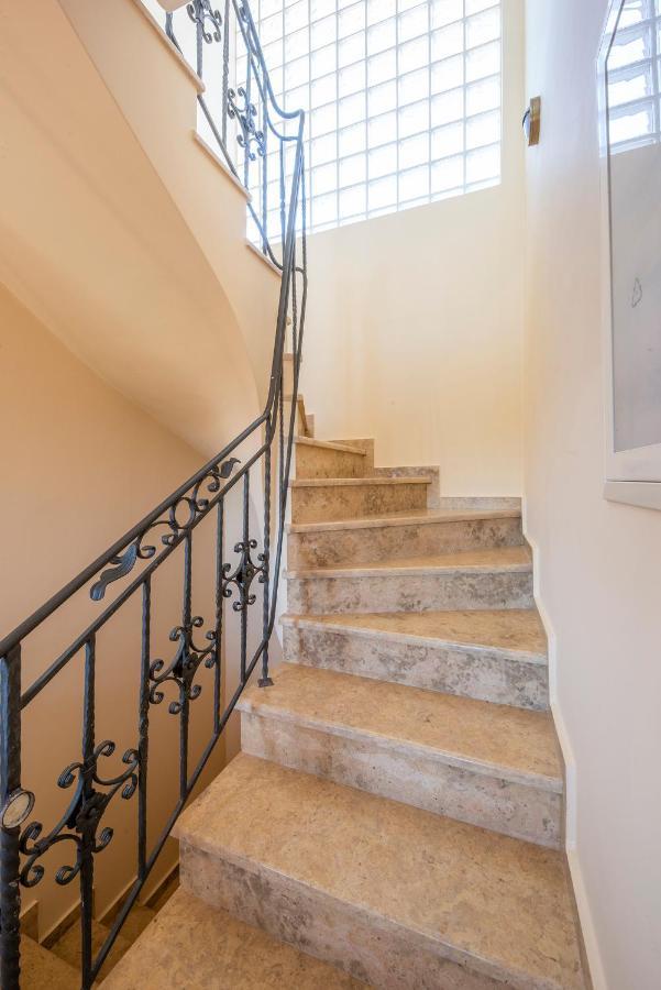 Kanali Hill House Bagian luar foto